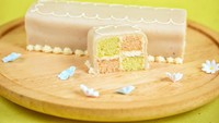  Battenberg bukan hanya cantik, kue ini bahkan disebut sebagai kue pertama yang diolah dengan cara dipanggang pada tahun 1884. Kue dibuat untuk merayakan pesta pernikahan Pangeran Louis dari Battenberg dan Putri Victoria. Foto: instagram