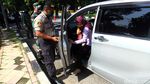 Melihat Lagi PSBB Hari Pertama di Jawa Barat