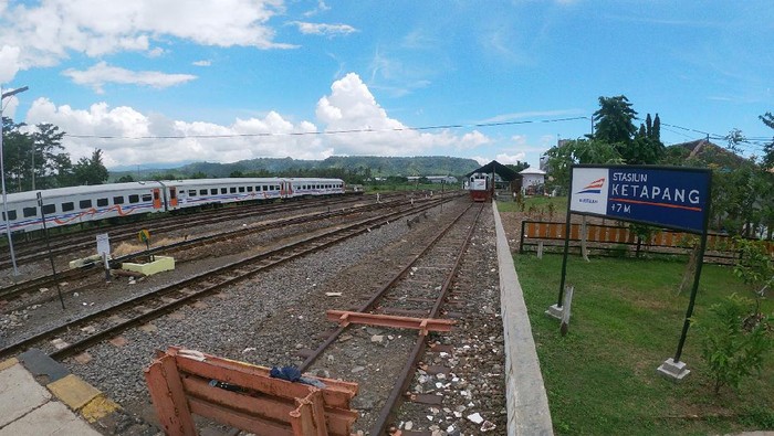 9 Perjalanan KA di Daop 9 Jember Dibatalkan