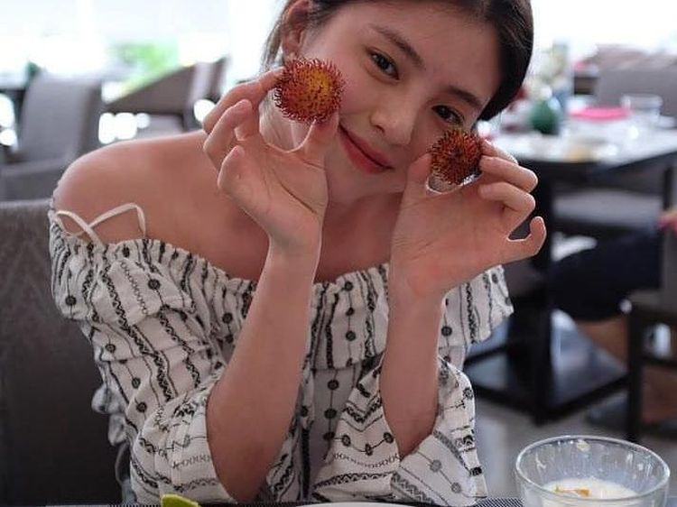 Pose Keren Kulineran Han So-hee, Pemeran Pelakor The World of the Married