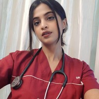 Aku diajarkan untuk lebih banyak memberi dibanding menerima, terutama bagi mereka yang kurang beruntung. Aku masih ingat saat aku kecil, ayahku sering mendistribusikan bahan makanan ke desa-desa terpencil, ucapnya, seperti dikutip dari Bernama.  Foto: dok. Instagram