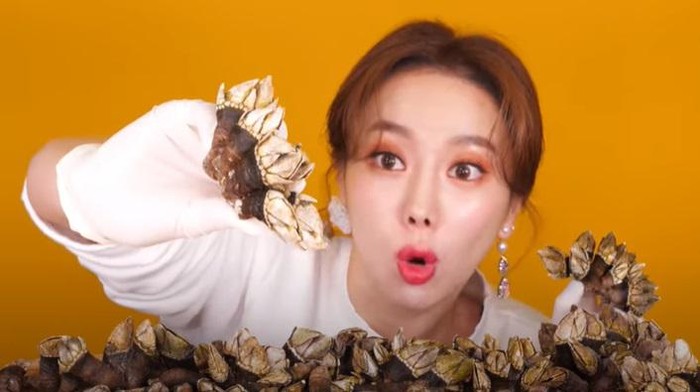 Mukbang ekstrem Ssoyoung