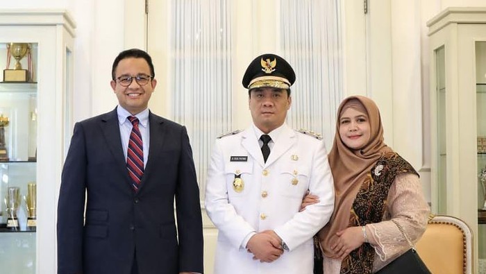 Gubernur DKI Anies Baswedan dan Wagub DKI Ahmad Riza Patria Gubernur DKI Anies Baswedan dan Wagub DKI Ahmad Riza Patria