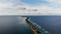 Selanjutnya ada Tuvalu yang merupakan negara kepulauan diantara Hawaii dan Australia.