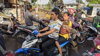 Warga masih acuh untuk tidak menggunakan masker.