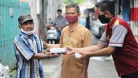 Aksi peduli donasi 10 ribu nasi kotak ini sangat membantu masyarakat  yang terdampak langsung wabah Virus Corona dan pemberlakuan PSBB di DKI Jakarta.