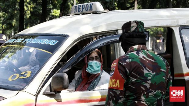 Pelibatan personel TNI yang lebih banyak diniliai bisa membuat warga lebih disiplin saat PSBB berlaku 