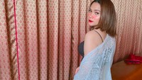 Beberapa bulan terakhir Dinda Safay menangisi kasus adiknya tersebut yang dinilai tidak mendapatkan penanganan serius. Foto: Instagram Dinda Safay