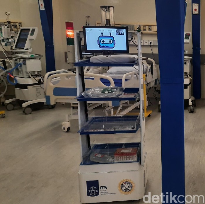 Robot Medical Assitant ITS-Unair (RAISA) sudah dioperasikan di RSKI Unair mulai hari ini. Robot tersebut akan membantu kerja tenaga medis dalam merawat pasien Corona.
