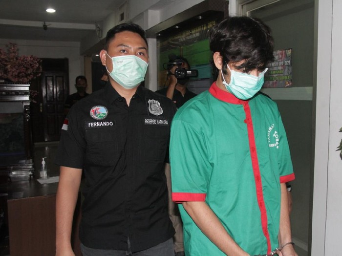 Artis Naufal Samudra ditangkap karena kasus narkotika