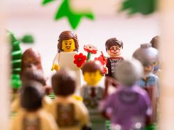 Wedding Fotografer Potret Pengantin Lego Selama Karantina