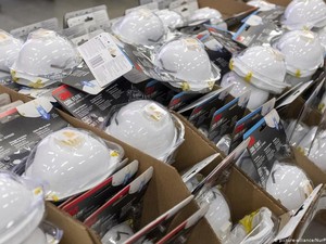 Beli Masker di Internet, Otoritas Jerman Hampir Tertipu 15 Juta Euro