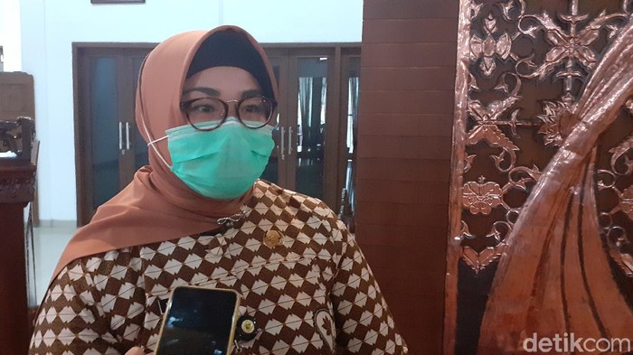 Bupati Sragen, Kusdinar Untung Yuni Sukowati, Kamis (16/4/2020).
