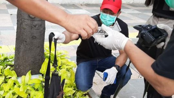 Penemuan tas mencurigakan di sekitar Bundaran HI Jakarta Pusat