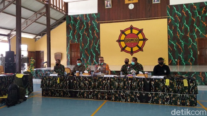 Kapolda Papua Irjen Paulus Waterpauw saat di Mako Brimob Bataliyon B Timika (Saiman/detikcom)
