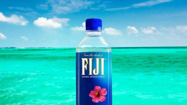 Mengenal Fiji Water, Air Mahal yang Dipakai Rachel Vennya Cuci Kepiting
