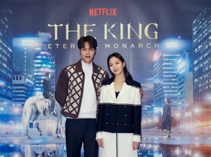 Video Call, Lee Min Ho Ngobrolin Drakor The King: Eternal Monarch