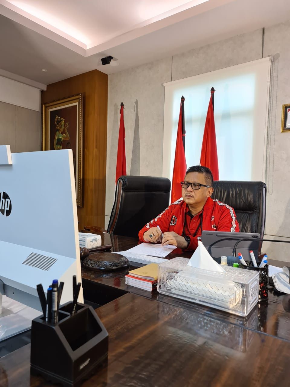 Megawati dan Hasto Teleconference
