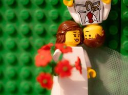 Wedding Fotografer Potret Pengantin Lego Selama Karantina