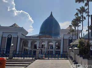 Ingin Kurban di Masjid Al Akbar, Disarankan Online Meski Juga Bisa Offline