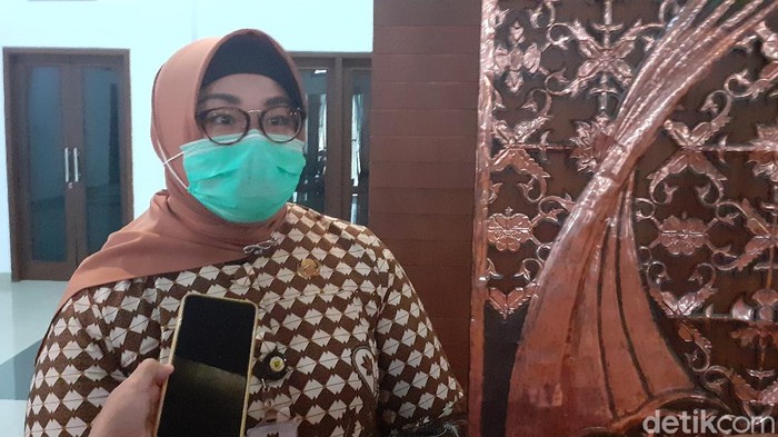 Bupati Sragen, Kusdinar Untung Yuni Sukowati, Kamis (16/4/2020).