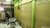 Begitu juga dengan pendapatan para pedagang, terutama pedagang pakaian yang sebentar lagi memasuki bulan puasa.