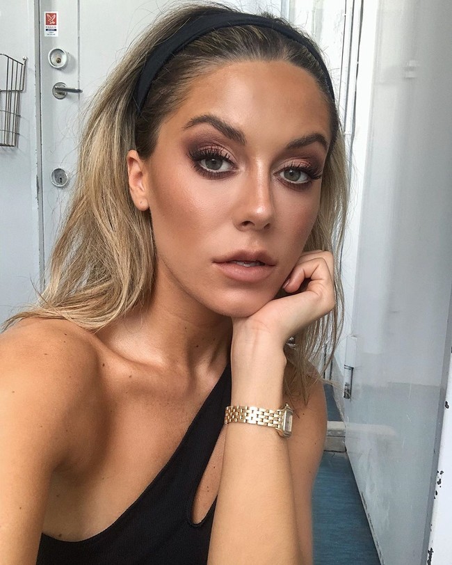 Cara yang dilakukan Bianca itu tentu saja bertentangan dengan ilmu kesehatan. Untuk meredakan nyeri haid bisa dengan mengonsumsi buah dan sayur. Sementara tak perlu mempercepat selesainya haid jika waktunya masih dalam batas normal. Foto: dok. Instagram