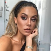 Cara yang dilakukan Bianca itu tentu saja bertentangan dengan ilmu kesehatan. Untuk meredakan nyeri haid bisa dengan mengonsumsi buah dan sayur. Sementara tak perlu mempercepat selesainya haid jika waktunya masih dalam batas normal. Foto: dok. Instagram