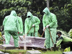 PMI: Pemakaman Pasien Corona Sesuai Prosedur, Jarak 500 M dari Permukiman