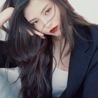 “Cuma film. Norak banget lu taik bikin malu negara lu pada,” kritik netizen. “Oh gini gara-gara Covid terus pada gabut nonton drakor ya mba-mba? Yah musiman banget kalian, kampungan sekali mulutnya sok pada benar. Orang nggak salah apa-apa dihujat habis-habisan. Otaknya pada disimpan dimana sih? Dia cuma memainkan peran dia sebagai pelakor, bukan jadi pelakor asli,” tambah lainnya. Foto: Instagram