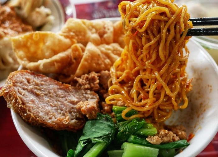 mie enak di jogja