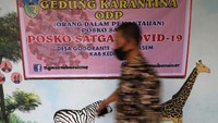 Ruang karantina yang ada di Kediri itu berada di gedung sekolah TK Dharmawanita, Desa Gogorante, Kediri, Jawa Timur. ANTARA FOTO/Prasetia Fauzani.