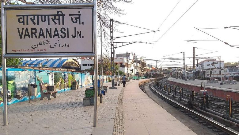 Terjebak di Stasiun Varanasi Terjebak di Stasiun Varanasi