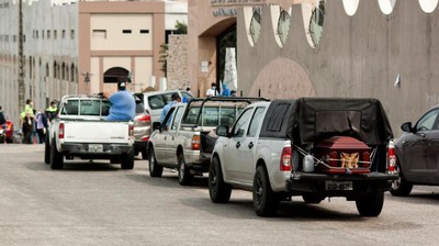 Potret Antrean Pemakaman Korban Corona di Ekuador