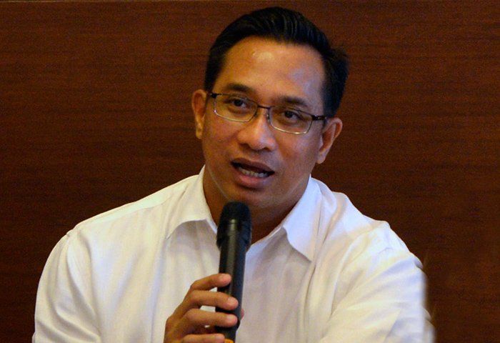Lukman Niode Perenang nasional Lukman Niode