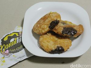 Donuthing! : Ngemil Donat Kekinian yang Empuk dengan Lumeran Cokelat