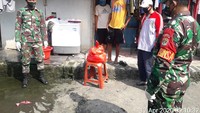 Dapur umum TNI tersebut berlokasi di tiga wilayah Jakarta, yaitu TNI AD di Kelurahan Kapuk, Jalan Kapuk Kamal Raya, Kec. Cengkareng, Jakarta Barat, TNI AL di Batalyon Perbekalan dan Peralatan (Yonbekpal) 1/Marinir, Mako Marinir Cilandak, Jakarta Selatan serta TNI AU di Koramil Cilincing. 