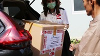 Hal itu untuk membantu para pejuang tim medis untuk melawan Covid-19 yang sedang melanda Indonesia khususnya Tangsel. 