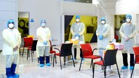COO Emirates, Adel Al Redha mengatakan mereka berencana untuk menggunakan prosedur Rapid Test ini pada rute penerbangan lainnya, terutama untuk negara-negara yang mensyaratkan traveler untuk memiliki sertifikat bebas COVID-19.