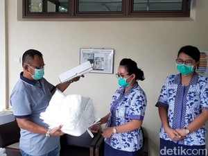 Warga Gunungkidul Ini Borong 1.000 APD Buat Tenaga Medis Corona
