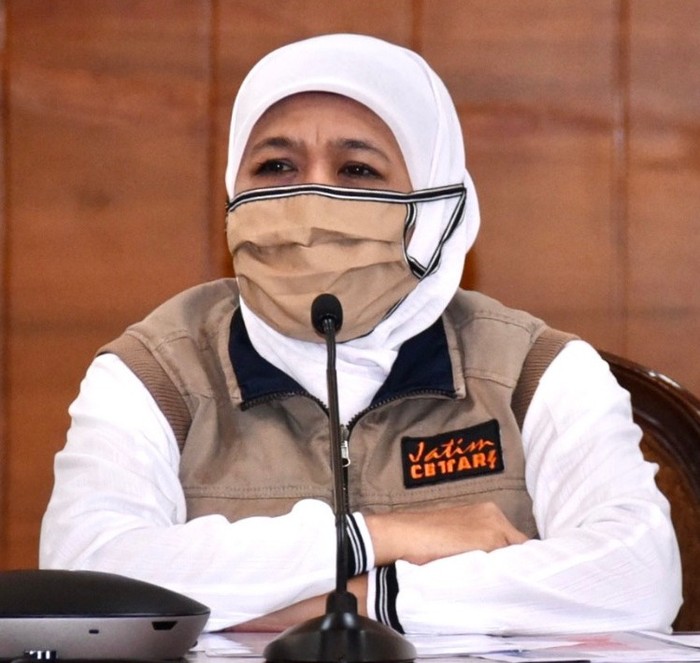 Gubernur Jawa Timur Khofifah jumpa pers di grahadi