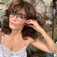 Mantan Victorias Secret Angel itu tidak lagi aktif di panggung fashion show. Kegiatannya kini lebih banyak mendesain baju dan menjadi fotografer.  Foto: dok. Instagram