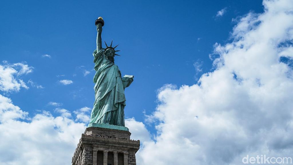 Kenapa Patung Liberty Berwujud Perempuan? Ini Kisahnya