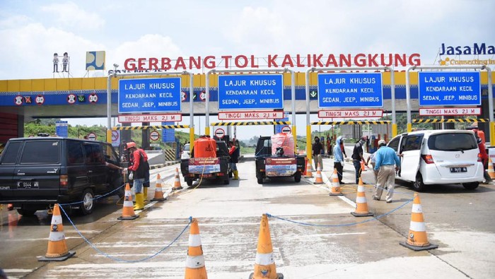 Dirlantas Polda Jateng Kombes Pol Subandriya terus melakukan langkah-langkah dalam upaya memutus mata rantai pandemi covid-19 juga terkait program Keselamatan 2020.