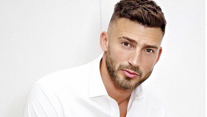 Jake Quickenden penyanyi jebolan x-factor