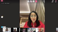 Ketua Umum Kongres Wanita Indonesia (KOWANI) Giwo Rubianto Wiyogo (baju merah) menggelar video conference bertema “Gaya Hidup Sehat di Tengah Pandemik Covid-19 untuk Kalangan Lansia bersama dengan Wakil Duta Besar Republik Indonesia di Washington D.C Amerika Serikat Iwan Freddy Hari Susanto (batik), Minister Counsellor Duta Besar Republik Indonesia di Washington D.C Amerika Serikat Theodorus Satrio Nugroho, Asisstant Professor Psychologist, Univ. YARSI Dokter Octaviani I. Ranakusuma, Psikolog dan Dosen Psikologi Universitas Al-Azhar Indonesia dr. Aliah Purwakania Hasan dimoderatori oleh dr. Sherryn, diaspora Indonesia yang tengah belajar pada program Master Studi Kesehatan Publik di Johns Hopkins University.