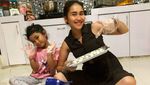 Produktif di Rumah, Ayu Ting Ting Bikin Donat hingga Cireng