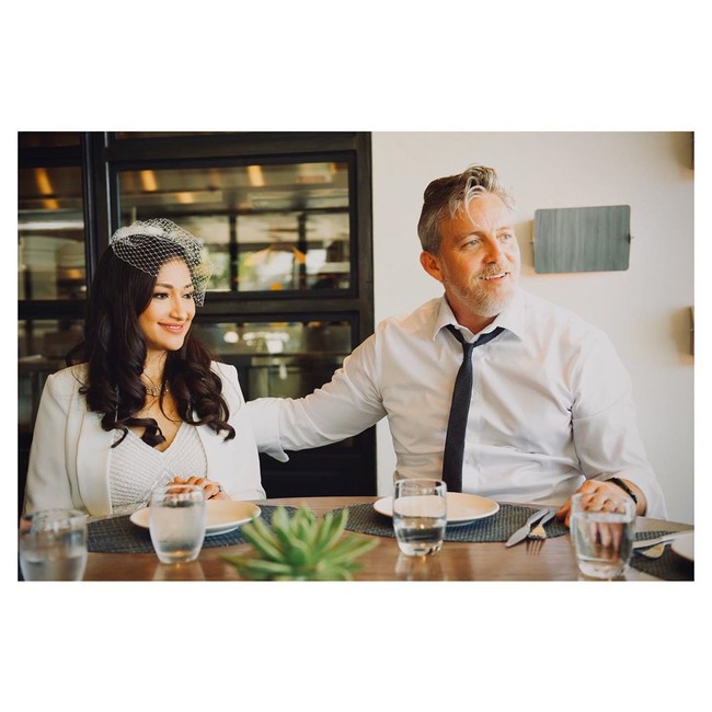 Sebelumnya, Rahma Azhari diketahui pernah menikah dengan Alfay Rauf Diah. Keduanya bercerai pada 13 Februari 2008. Dari pernikahan tersebut mereka dikaruniai anak bernama Raisya Diah Camilla dan Oceans Camilla. Foto: Dok. Instagram @raazharita