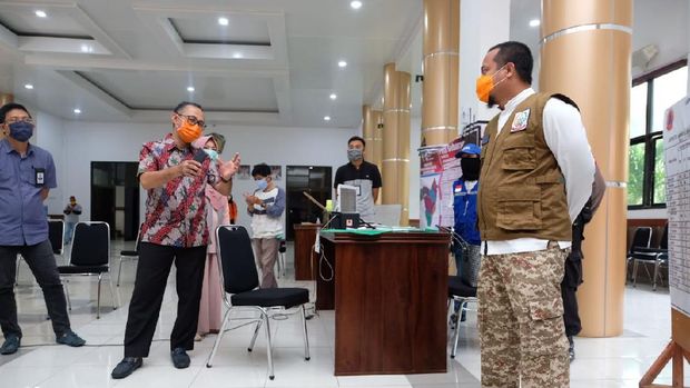 Wagub Sulsel Tinjau Posko COVID-19 di Gowa