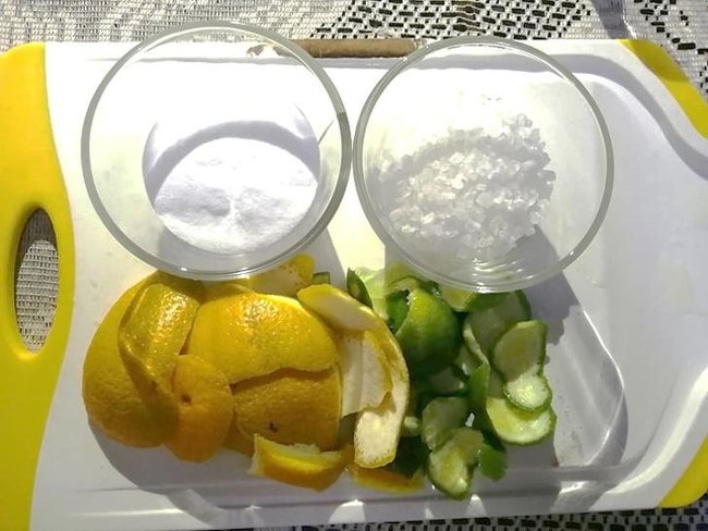 5 Deodoran Buatan Sendiri dari Soda Kue hingga Minyak Kelapa